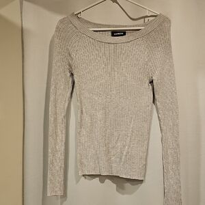 Luxxe Ribbed Knit Sweater in Light Gray